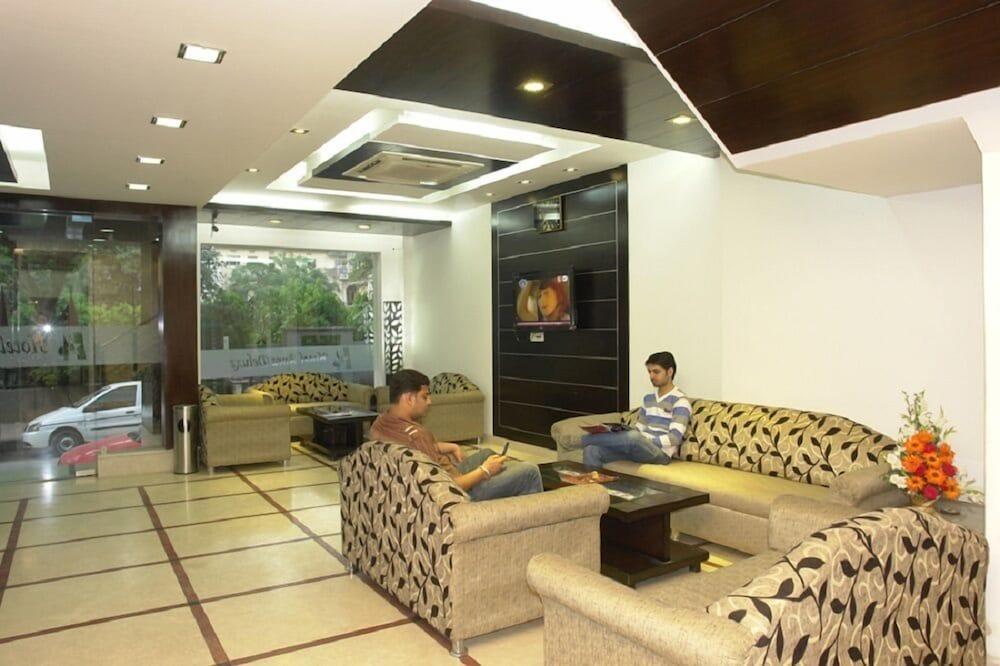 Hotel Apra Deluxe Nuova Delhi Interno foto