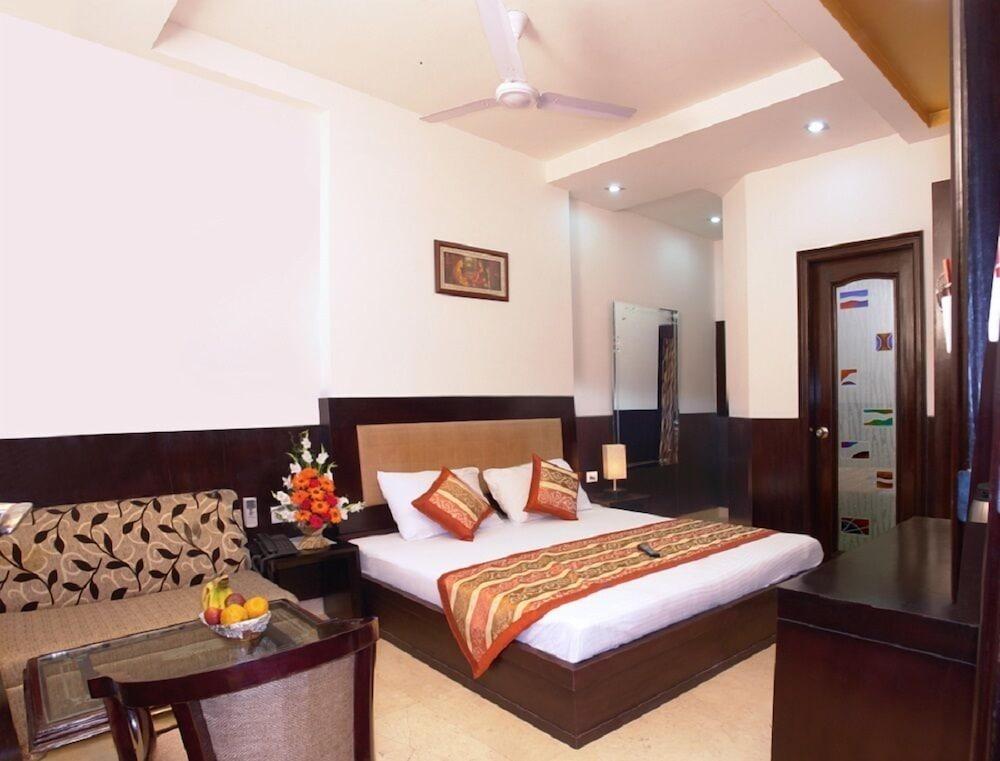 Hotel Apra Deluxe Nuova Delhi Camera foto