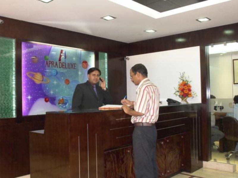 Hotel Apra Deluxe Nuova Delhi Esterno foto