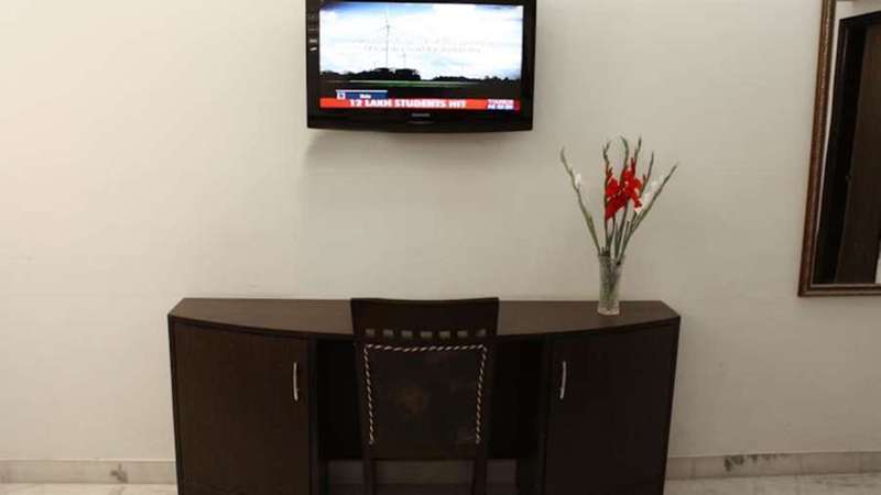 Hotel Apra Deluxe Nuova Delhi Esterno foto